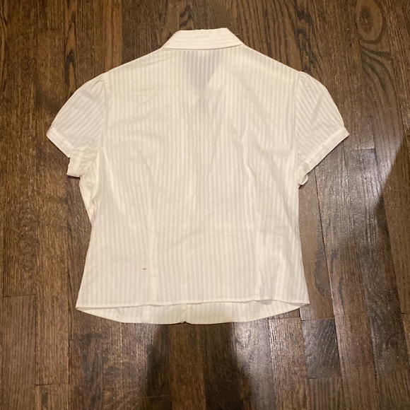 Short sleeve button down - Picture 2 of 2